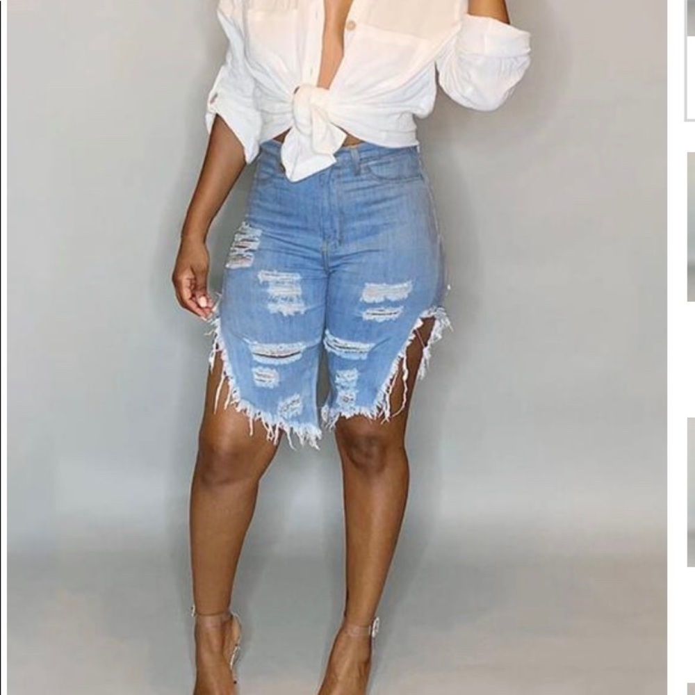 Brand new Distressed denim shorts